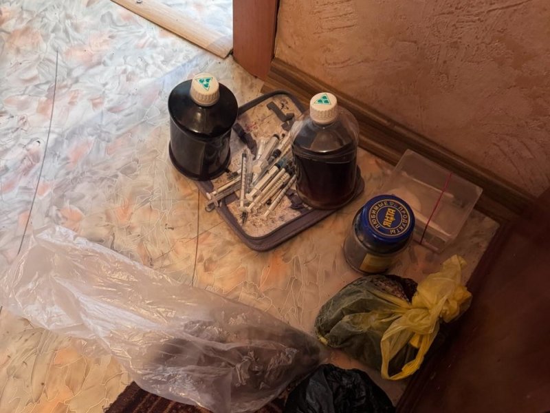 Наркопритон ликвидировали полицейские в Райчихинске
